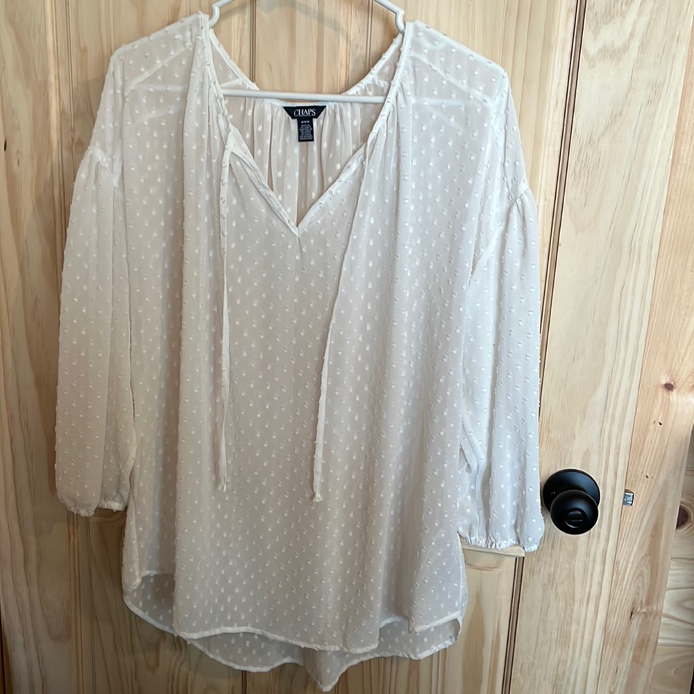 M white blouse but more large than M
